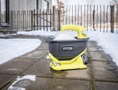 Ryobi OSS1800 One+ 18V Akülü Tohum ve Gübre Serpme Makinesi (Akü ve Şarj Aleti Dahil Değildir) - 5133003729