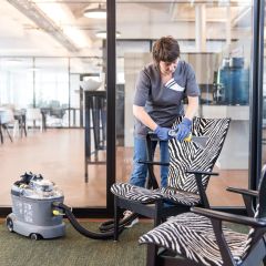 Karcher Puzzi 8/1 Halı ve Koltuk Yıkama Makinası