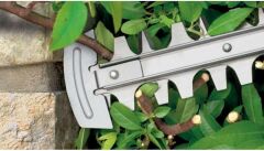 Bosch UniversalHedgeCut 70 Çit Kesme Makinesi - 06008C0903