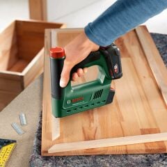 Bosch Universal Tacker 18V-14 Zımba ve Çivi Tabancası - 06032A7000