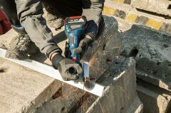 Bosch Professional GWS 180-LI 2x4ah Çift Akülü Taşlama Makinesi - 06019H9021