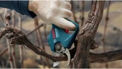 Bosch Pro Pruner Akülü Bahçe Makası (Akü ve Şarj Cihazı Dahil Değildir) - 06019K1020